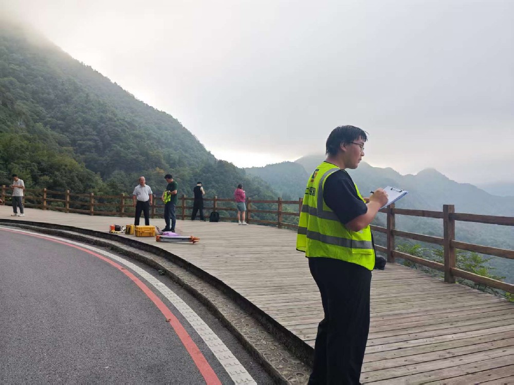 觀景平臺承載力專項檢測，讓每一步觀光都安心合規(guī)
