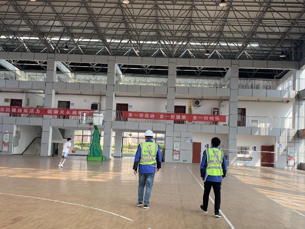 拒絕結構隱患，守護人員安全｜游泳館鋼網(wǎng)架安全鑒定，刻不容緩