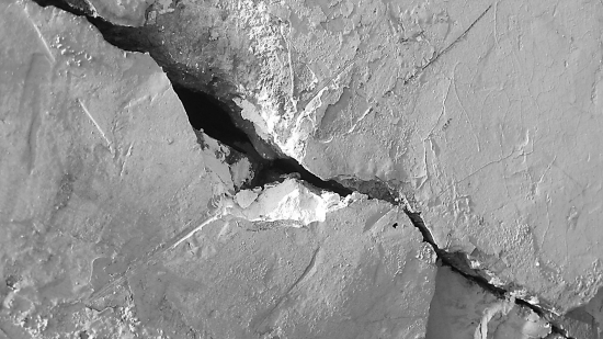 房屋裂縫有哪些其危害性及重要性怎樣？