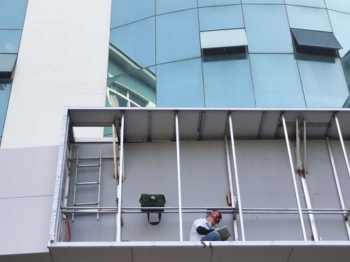 基于既有幕墻檢測的安全風(fēng)險問題研究