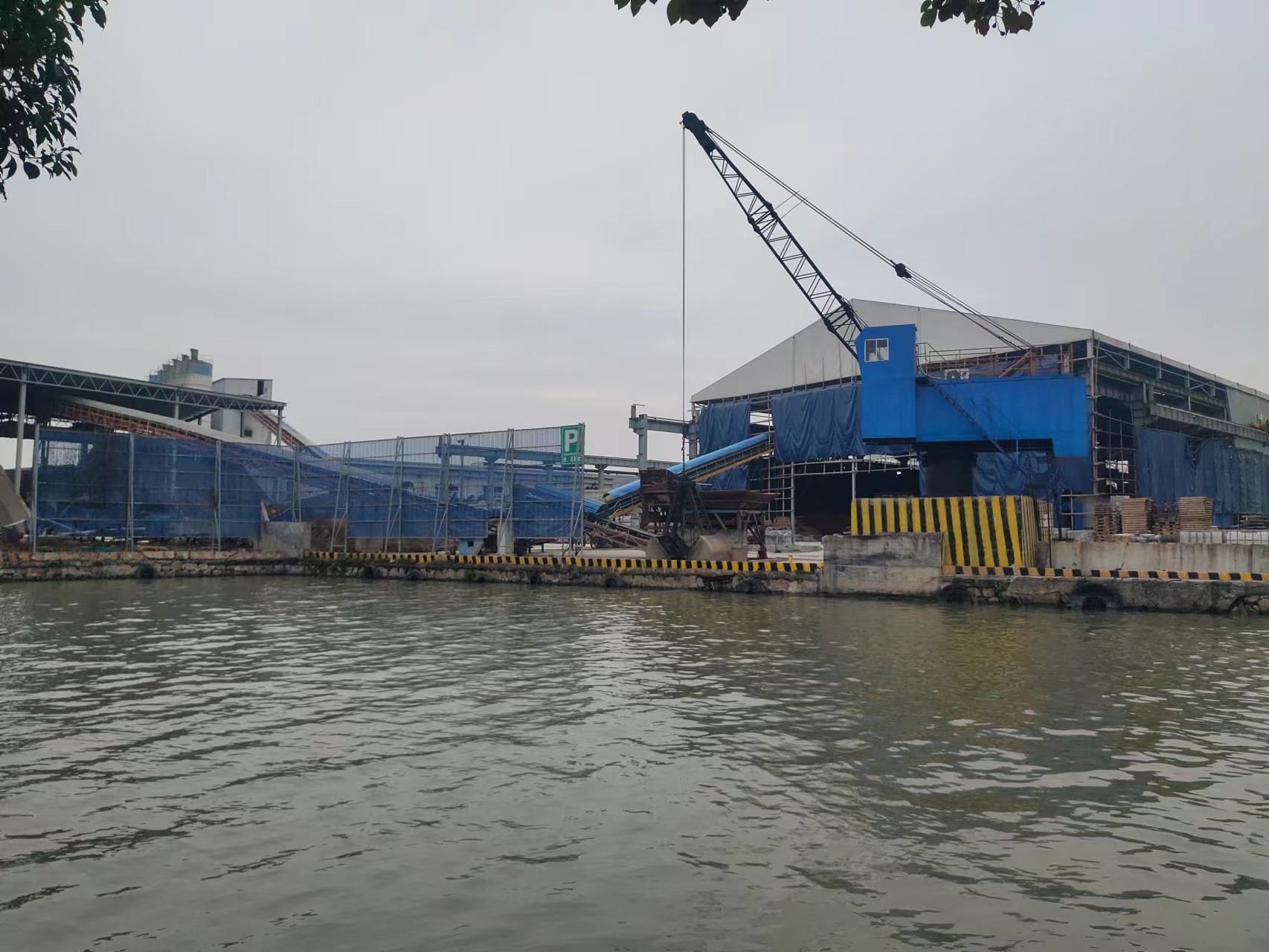 碼頭質(zhì)量檢測包括哪些內(nèi)容？